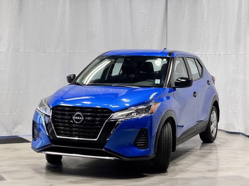 2023 Nissan Kicks S