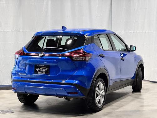 2023 Nissan Kicks S