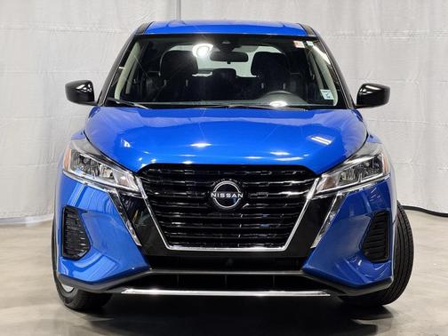 2023 Nissan Kicks S