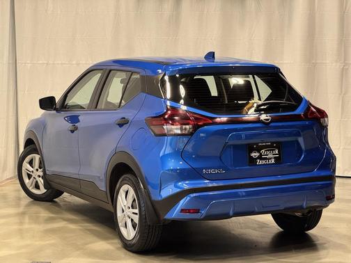 2023 Nissan Kicks S