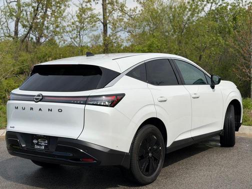 Everest White Pearl 2025 Nissan Murano SV