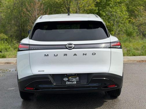 Everest White Pearl 2025 Nissan Murano SV