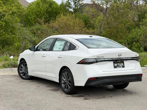 Aspen White Tricoat 2026 Nissan Sentra SL