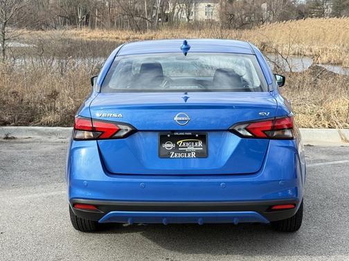 2023 Nissan Versa 1.6 SV