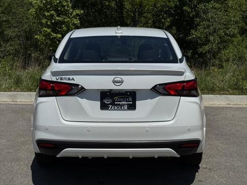 2025 Nissan Versa 1.6 S