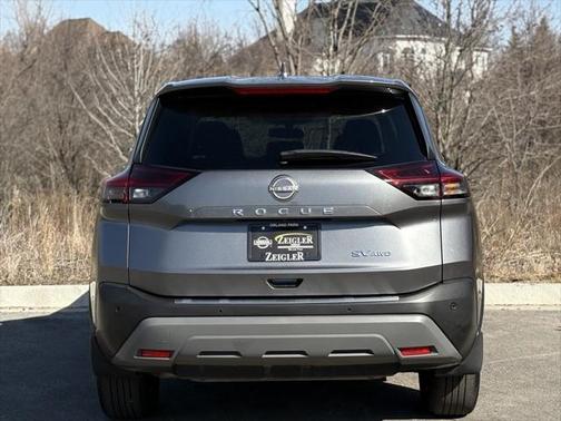 2022 Nissan Rogue SV
