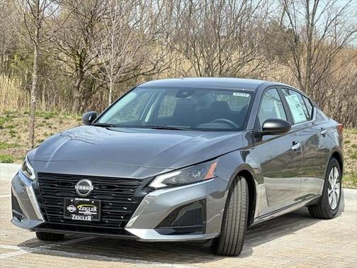 2025 Nissan Altima S FWD