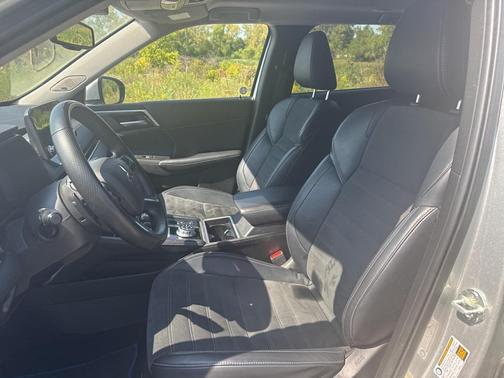 2023 Mitsubishi Outlander PHEV SE S-AWC