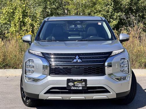 2023 Mitsubishi Outlander PHEV SE S-AWC