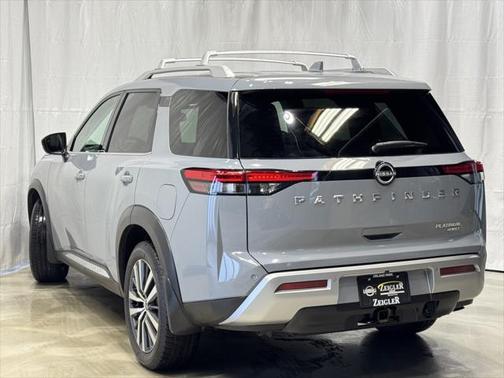 2022 Nissan Pathfinder Platinum 4WD