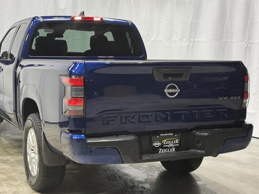 2022 Nissan Frontier SV