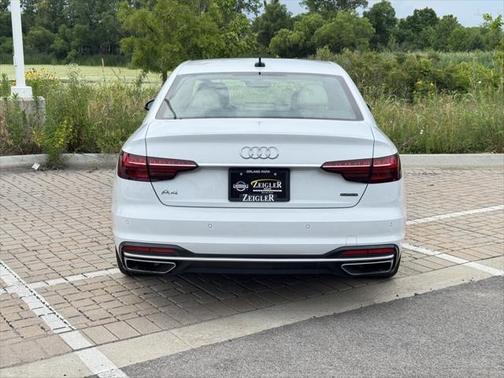 2022 Audi A4 45 S line Premium Plus