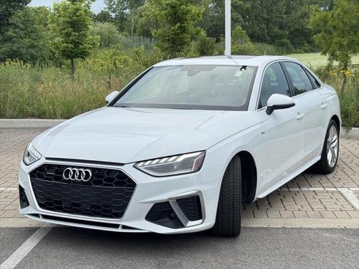 2022 Audi A4 45 S line Premium Plus