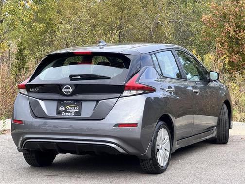 2024 Nissan Leaf S