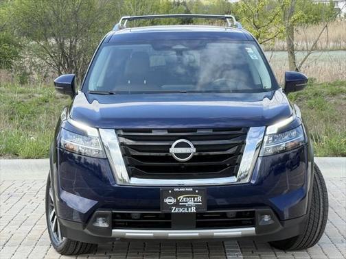 2022 Nissan Pathfinder Platinum 4WD