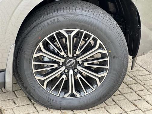 2025 Nissan Armada SL 4WD