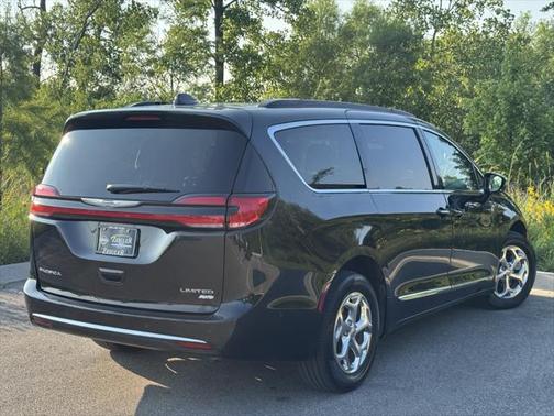 2022 Chrysler Pacifica Limited