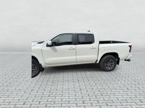 Glacier White 2026 Nissan Frontier SV