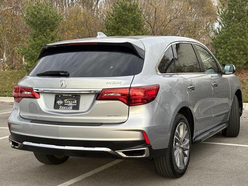 2017 Acura MDX 3.5L w/Technology Package