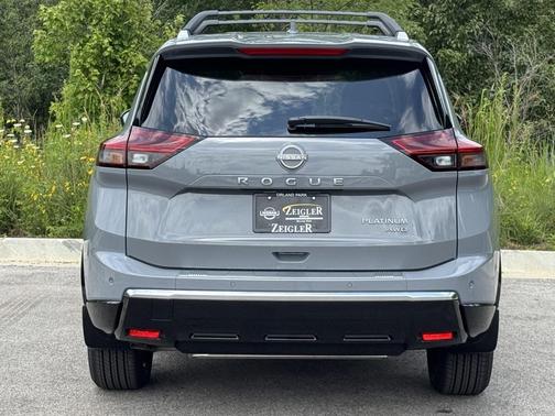 2025 Nissan Rogue Platinum