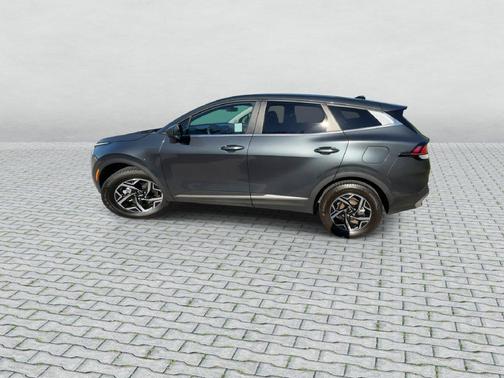 Gravity Gray 2023 Kia Sportage LX