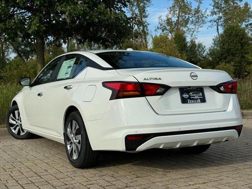 2025 Nissan Altima S FWD