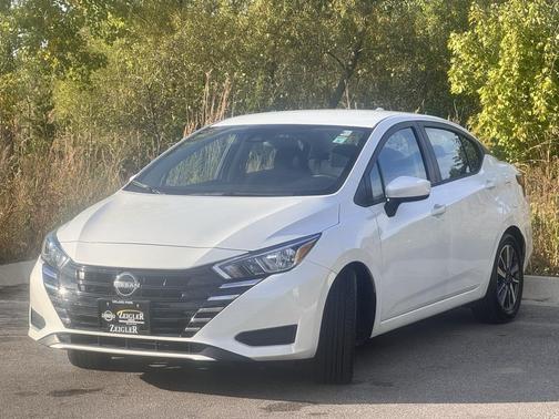 2023 Nissan Versa 1.6 SV
