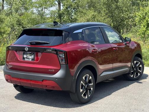 2025 Nissan Kicks SV