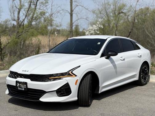 2022 Kia K5 GT-Line