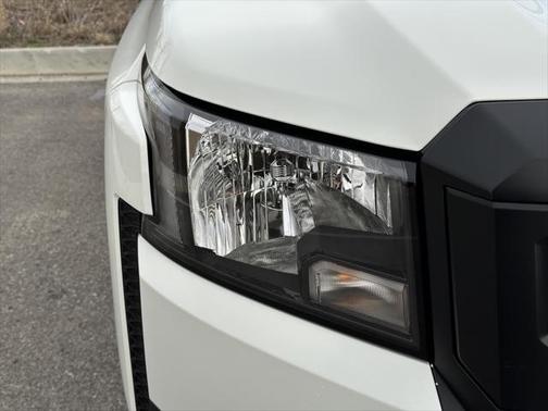 2025 Nissan Frontier S