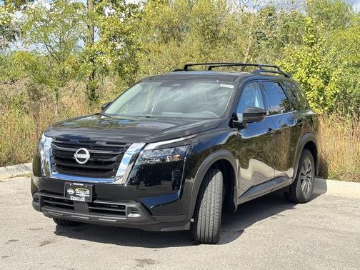 2025 Nissan Pathfinder SV 4WD