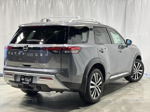2025 Nissan Pathfinder Platinum 4WD