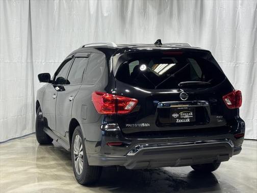 2020 Nissan Pathfinder SL 4WD