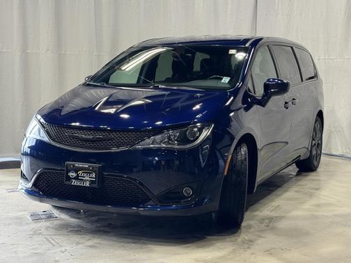 2018 Chrysler Pacifica Touring Plus