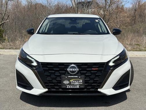 2023 Nissan Altima SR FWD