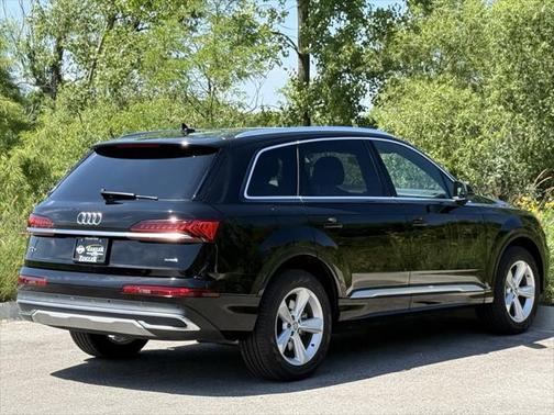 2020 Audi Q7 45 Premium