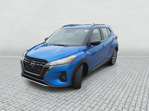 Electric Blue Metallic 2024 Nissan Kicks SR