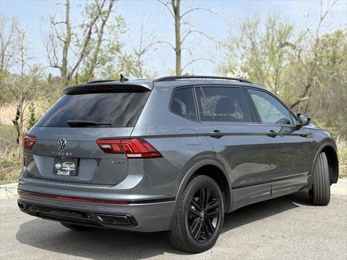 2022 Volkswagen Tiguan 2.0T SE R-Line Black 4MOTION