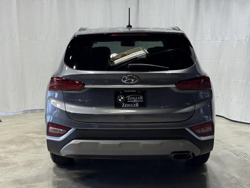 2019 Hyundai SANTA FE SE 2.4