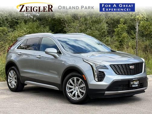 2023 Cadillac XT4 Premium Luxury