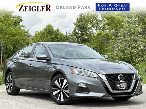 2022 Nissan Altima 2.5 SV