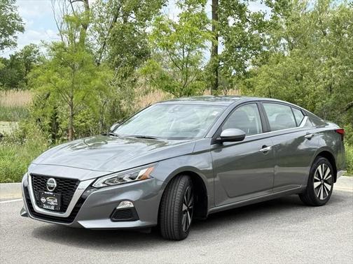 2022 Nissan Altima 2.5 SV