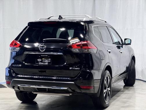 2020 Nissan Rogue SV