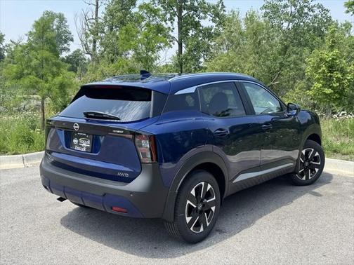 2025 Nissan Kicks SV