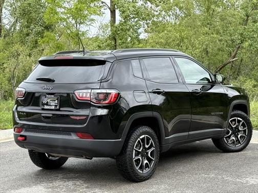 2024 Jeep Compass Trailhawk