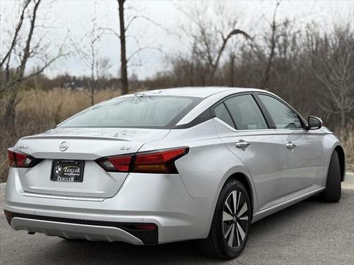 2022 Nissan Altima 2.5 SV