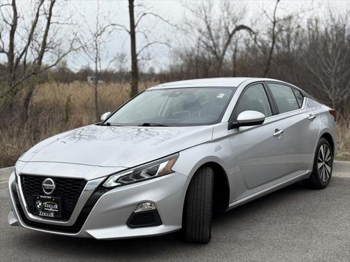 2022 Nissan Altima 2.5 SV