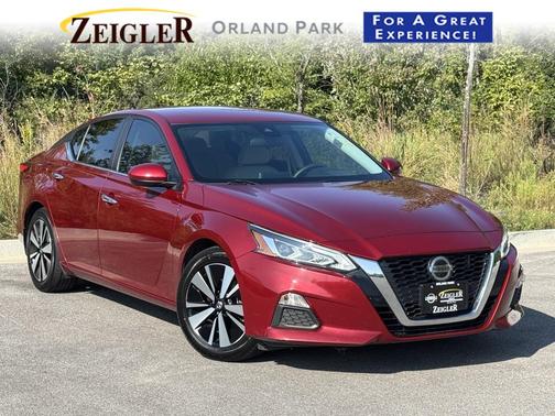 2022 Nissan Altima 2.5 SV