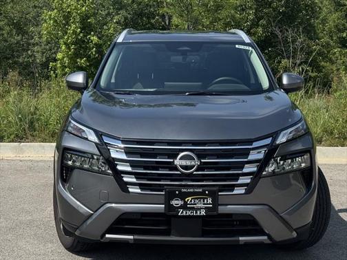 2025 Nissan Rogue SL