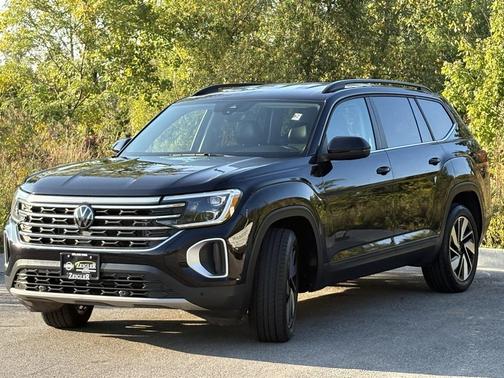 2024 Volkswagen Atlas 2.0T SE w/Technology 4MOTION